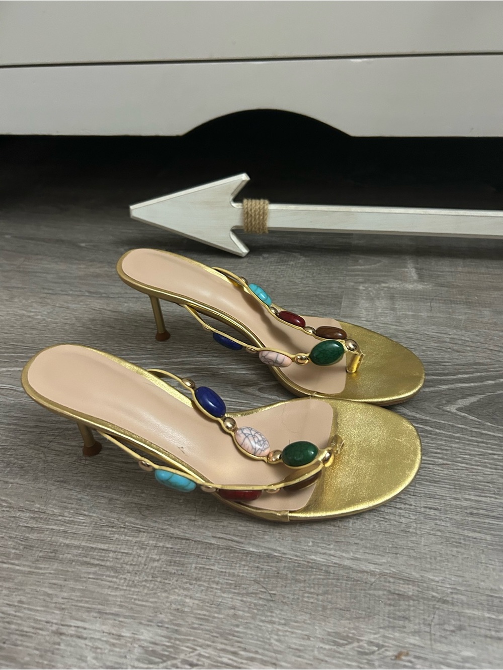 Gold Jeweled Toe-Ring Sandal - Womens - Picture 4 of 4